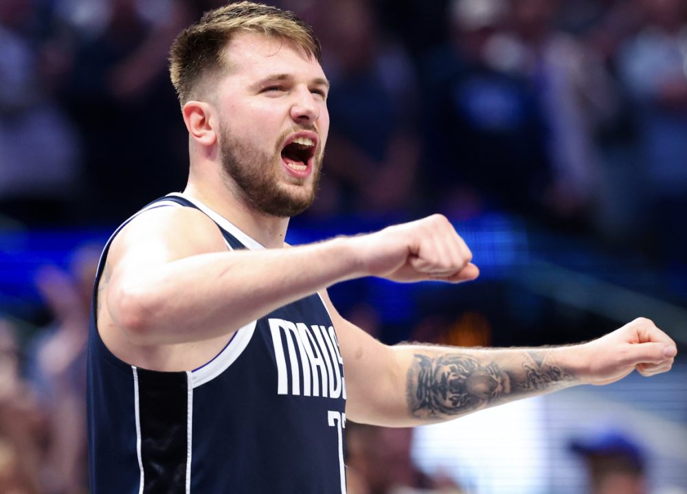 壹号娱乐-东契奇赛事官方发布出色防守新规，加拿大队争议不断！的简单介绍