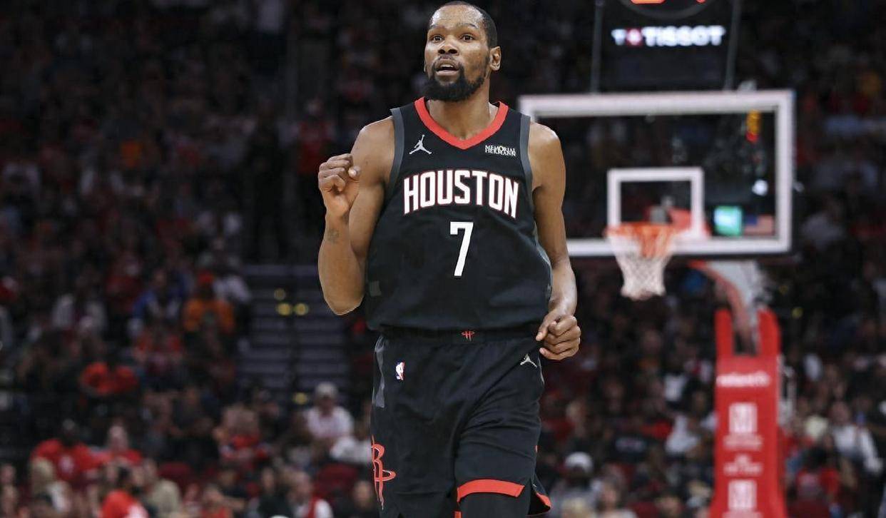 壹号娱乐- 杜兰特在瑞士队比赛中关键助攻,逆转引发热议的是谁 